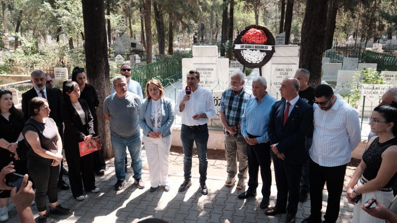 Cumhuriyet tarihinin ilk Milli Eğitim Bakanı İsmail Safa Özler, 85. Ölüm yılında mezarı başında anıl