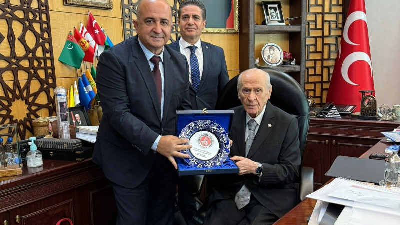  Karate Federasyon Başkanı  Ercüment Taşdemir'den  Devlet Bahçeli'ye Ziyaret