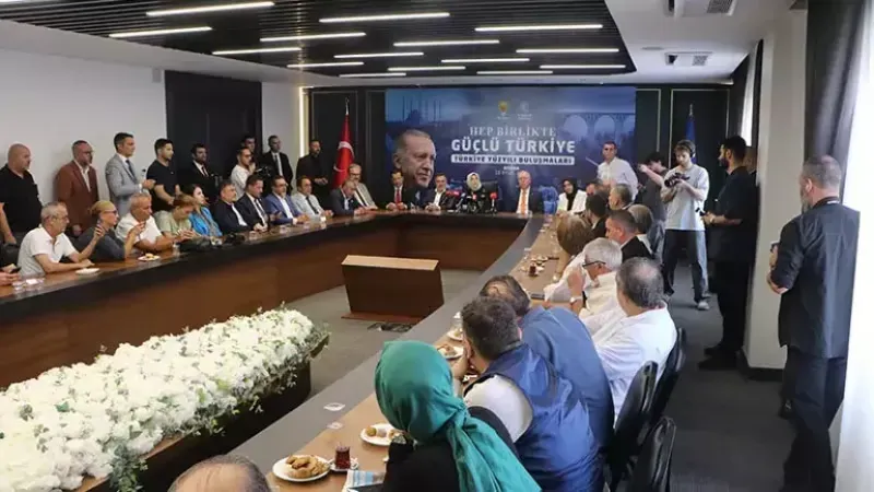 AK PARTİ’DEN ADANA ÇIKARTMASI 