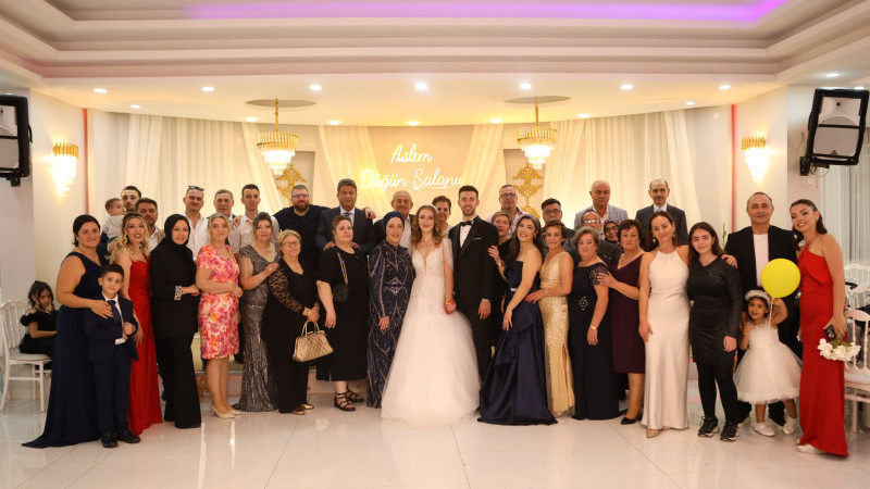 Şevval ve Yiğit Berke Çifti Mutluluğa “Evet” Dedi