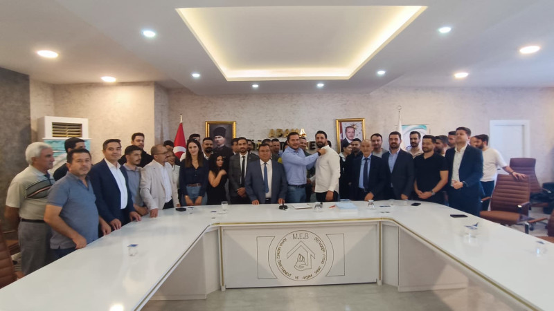 SAĞLIK-SEN ADANA TEŞKİLATINDAN BÜYÜK GÖVDE GÖSTERİSİ