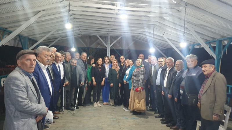 MHP Adana tüm kadrosuyla sahada!