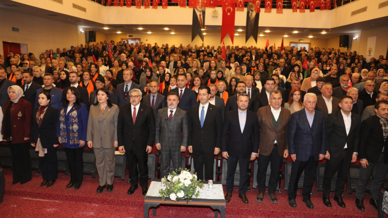 AK PARTİ ADANA’DA TEK YÜREK: GENİŞLETİLMİŞ DANIŞMA MECLİSİ TOPLANDI