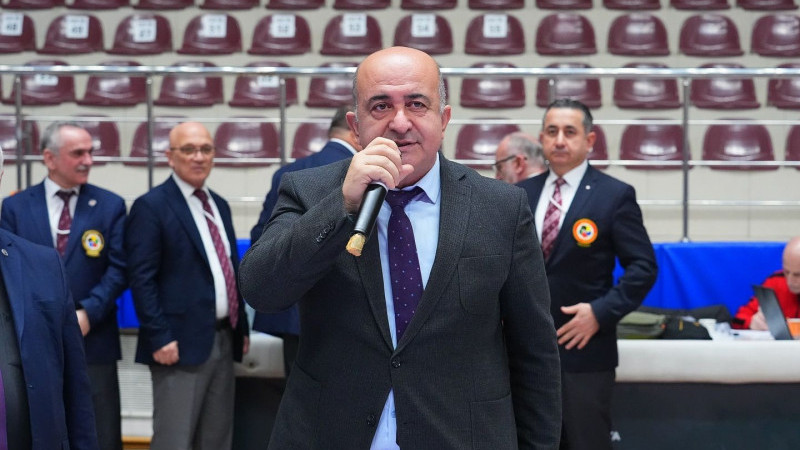 Başkan Taşdemir ve Hamurcu İstanbul Karate İl Birinciliği’nde