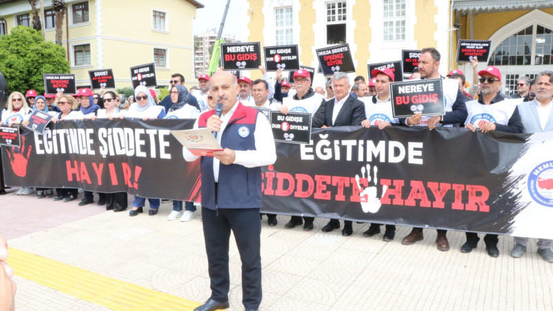 EĞİTİM-BİR-SEN ADANA ŞUBESİ EĞİTİMCİYE ŞİDDETE KARŞI İŞ BIRAKTI