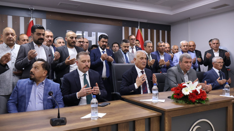 MHP Adana İl Başkanlığı’nda Yoğun Katılımlı Bayramlaşma Töreni