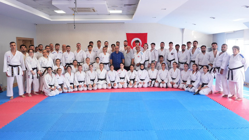 Türkiye Karate Federasyonu’ndan Geleceğin Antrenörlerine Dev Yatırım