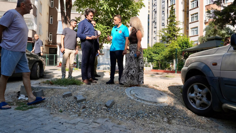 BAŞKAN KOZAY TOROS MAHALLESİ’NDE ASFALT ÇALIŞMALARINI YERİNDE İNCELEDİ