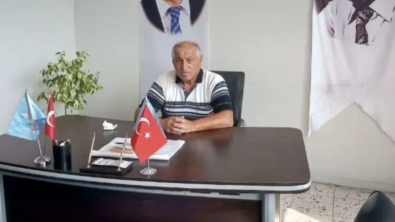 Ayhan Ağdaş : 