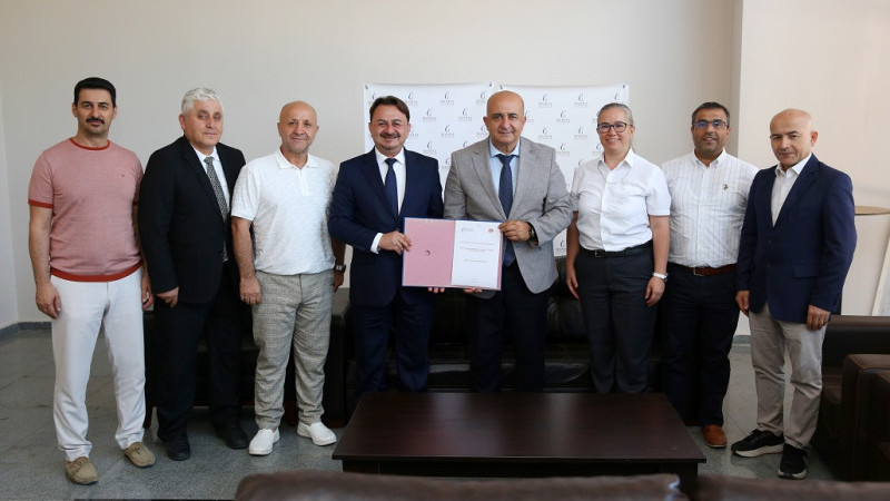MCBÜ ve Türkiye Karate Federasyonu Arasında Antrenör Eğitiminde Öncü İş Birliği