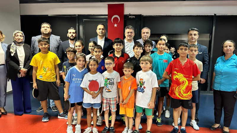 Milletvekili Faruk Aytek, Sarıçam’da Gönül ve Hizmet Buluşmalarını Sürdürdü