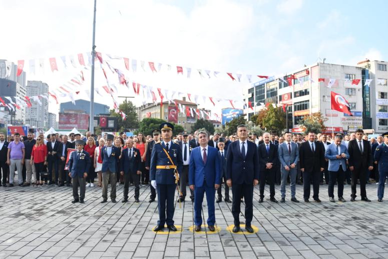 30 AĞUSTOS ZAFERİ ESENYURT’TA ANILDI