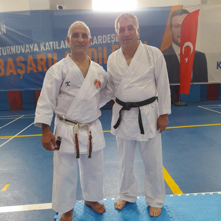 KARATE’NİN DEMİRBAŞI DURMAK BİLMİYOR