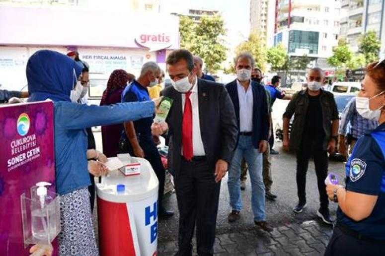 Başkan Soner Çetin pazar denetiminde