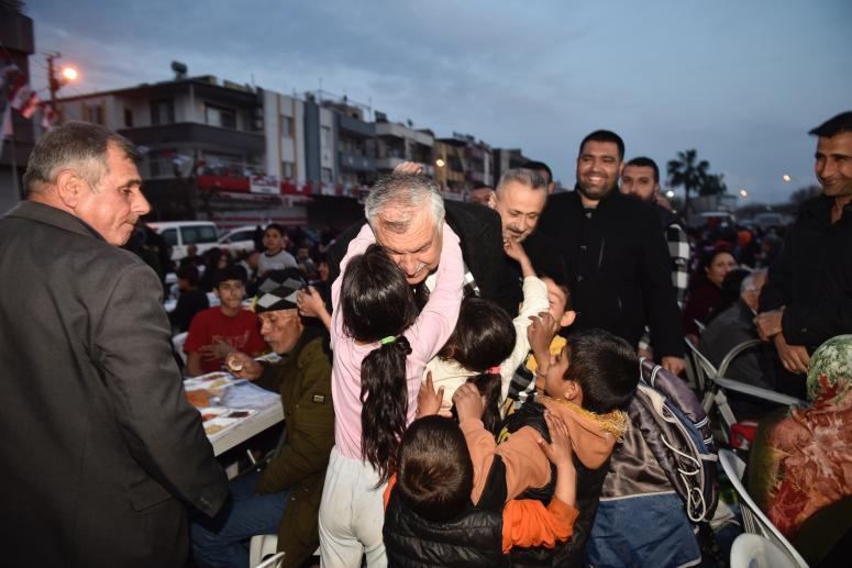 Başkan Zeydan Karalar, “Barışa, kardeşliğe ve sevgi diline birlikte uzanacağız.”