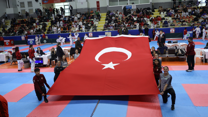 Şehit Ali Gaffar Okkan Karate Turnuvası Coşkuyla Gerçekleştirildi