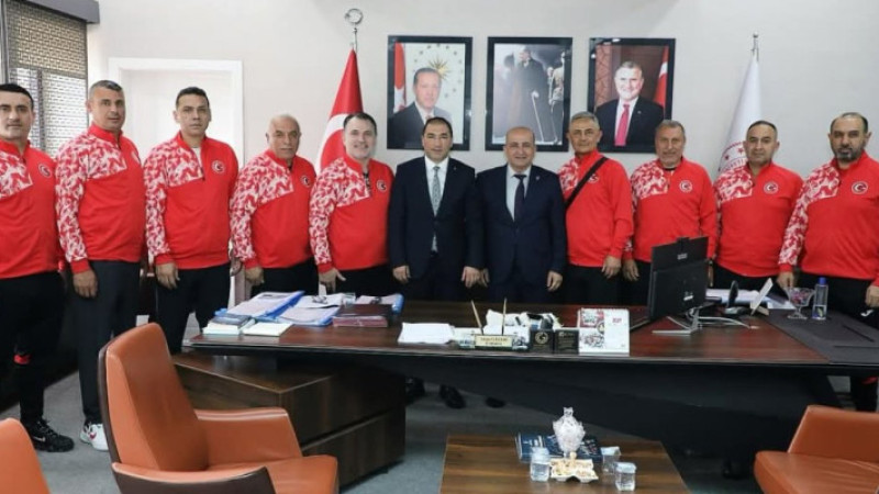 Karate Federasyonu'ndan A Milli Takıma Moral Ziyareti