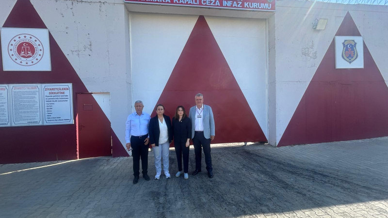 CHP'Lİ MİLLETVEKİLLERİ ZEYDAN KARALAR'I ZİYARET ETTİ