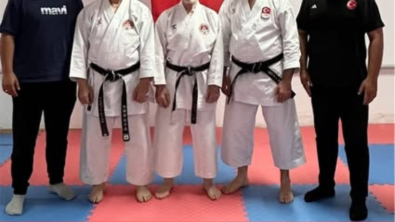 ADANA’DA DEV KARATE BULUŞMASI: TÜRK KARATESİNİN DUAYENLERİ MİNDERE ÇIKTI!