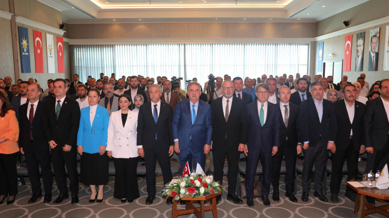 AK Parti’nin Akdeniz Bölge Toplantısı Adana’da Gerçekleştirildi