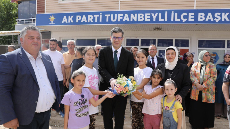 Mustafa Özkan: “Adana’nın her noktasında hemşehrilerimizle gönül gönüleyiz”
