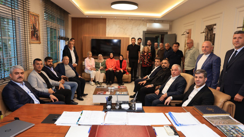  AK PARTİ ADANA’DA İLÇE İLÇE GÖNÜL MESAİSİ SÜRÜYOR