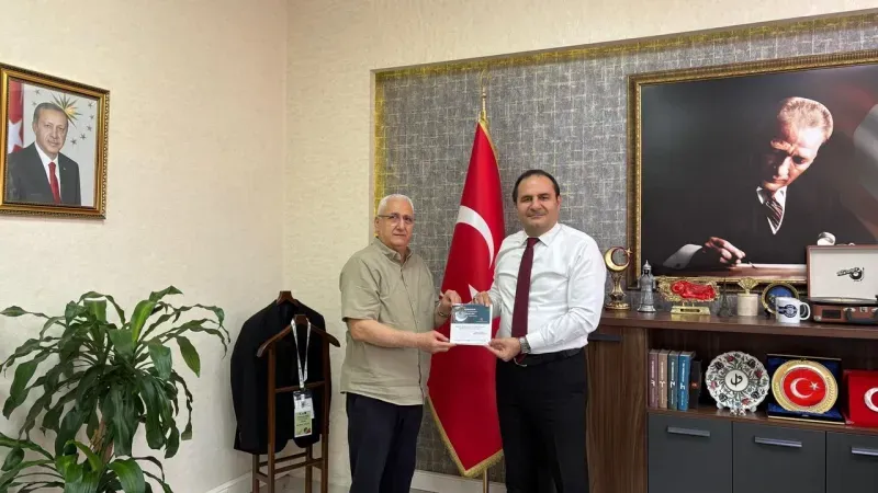 MHP Seyhan İlçe Başkanı'ndan Müdür Çelik’e davet