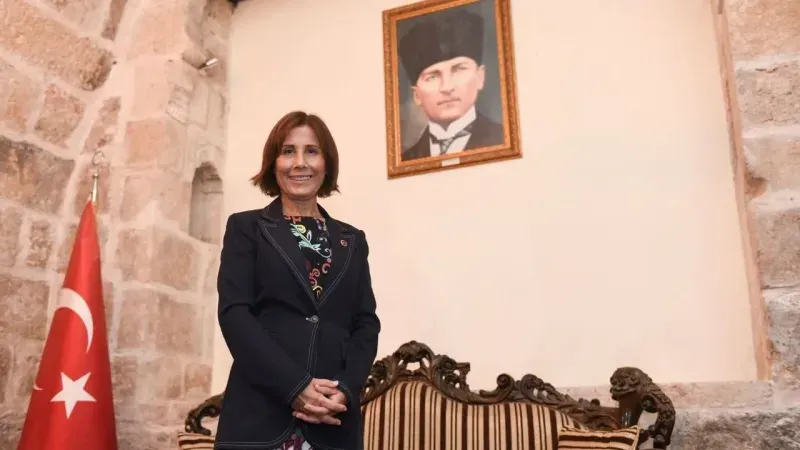 Oya Tekin: “Cumhuriyet bir haysiyet meselesidir”