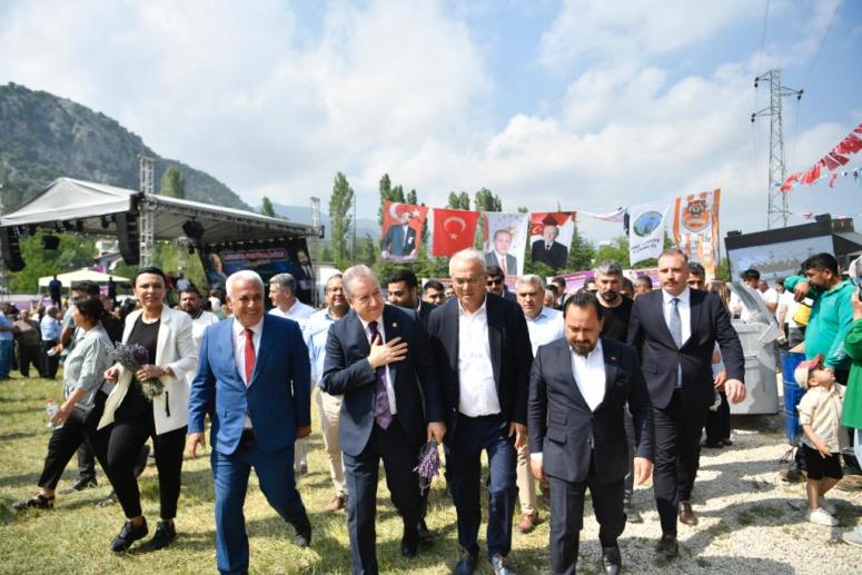 Devlet Bahçeli’nin sloganı Adana’da hayat buluyor…